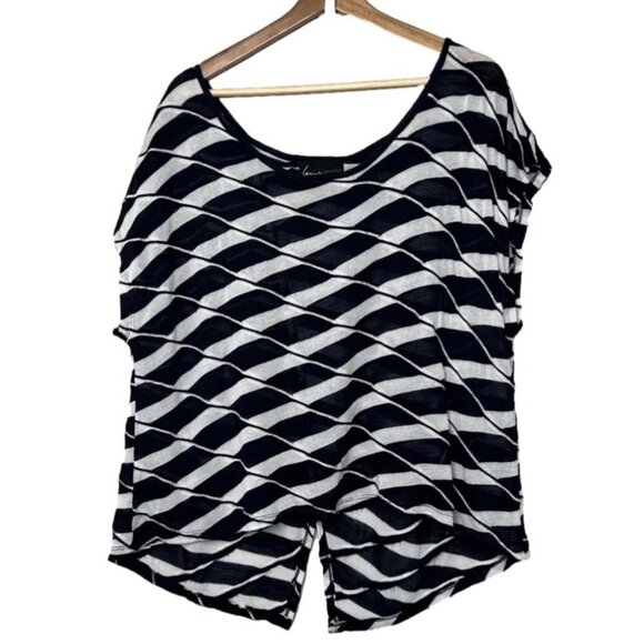 Lane Bryant Womens Size 18/20 Blue White Knit Short Sleeve Top Lightweight Crop - Picture 1 of 8